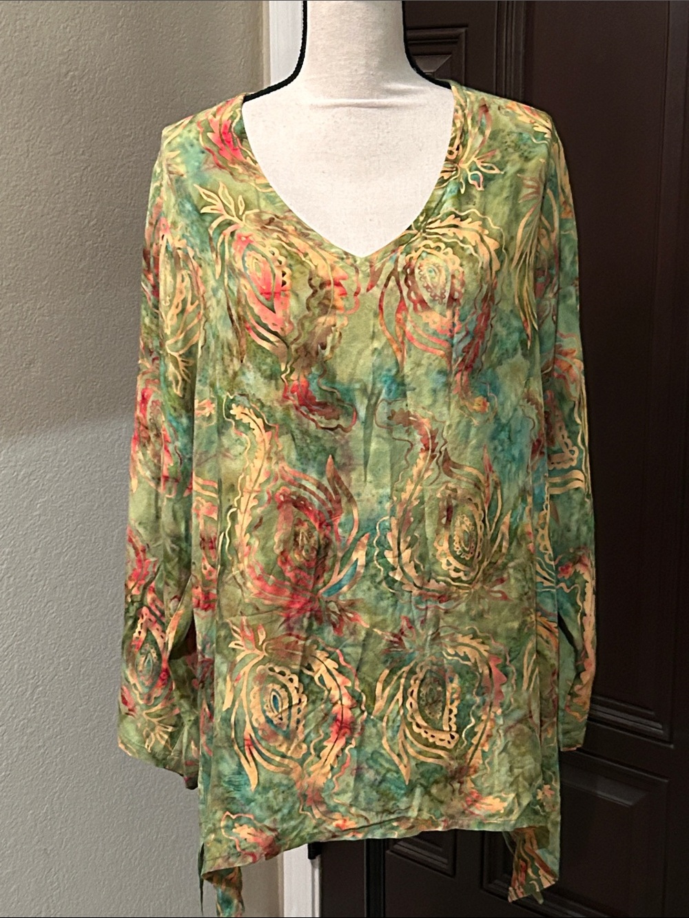Soft Surroundings Batik Rayon Boho Asymmetric Top